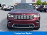 Used 2017 Jeep Grand Cherokee Overland image 4