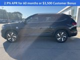 New 2025 Volkswagen Atlas SE image 4