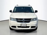 Used 2018 Dodge Journey SE image 2