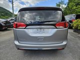 Used 2017 Chrysler Pacifica Touring-L image 3