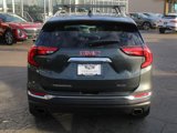 Used 2020 GMC Terrain SLT w/ Preferred Package image 6