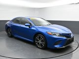 Used 2020 Toyota Camry SE image 2