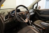 Used 2017 Chevrolet Trax LT w/ LT Convenience Package image 6