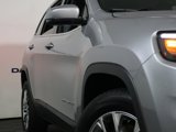 Used 2021 Jeep Cherokee Latitude Lux w/ Comfort/Convenience Group image 3