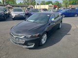 Used 2018 Chevrolet Malibu LT image 2