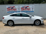 Used 2023 Chevrolet Malibu LT image 2