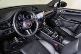 Used 2024 Porsche Macan image 4
