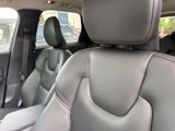 Used 2019 Volvo XC60 T5 Momentum w/ Multimedia Package image 4