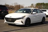 Used 2023 Hyundai Elantra SEL image 4