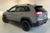 Used 2019 Jeep Cherokee Trailhawk image 4