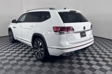 Used 2021 Volkswagen Atlas SEL R-Line w/ MDO Package (Bench Seat) image 6
