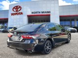 Used 2023 Toyota Camry SE image 4