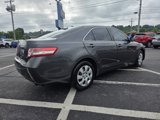 Used 2010 Toyota Camry LE image 4