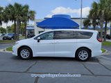 Used 2022 Chrysler Voyager LX image 2