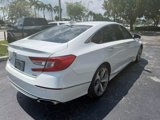 Used 2018 Honda Accord Touring image 4