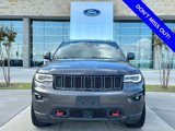 Used 2018 Jeep Grand Cherokee Trailhawk w/ Trailhawk Luxury Group image 2