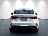 Used 2022 Kia Forte LXS w/ LXS Technology Package image 5