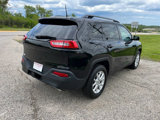 Used 2017 Jeep Cherokee Latitude w/ Comfort/Convenience Group image 5