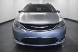 Used 2019 Chrysler Pacifica Touring-L image 2