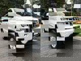 Used 2020 Jeep Grand Cherokee Laredo image 2