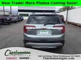 Used 2023 GMC Acadia SLT w/ Preferred Package image 2