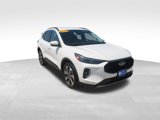 Used 2023 Ford Escape Platinum image 5