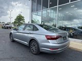 Used 2021 Volkswagen Jetta SE w/ SE Cold Weather Package image 4