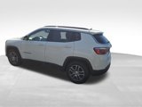 Used 2018 Jeep Compass Latitude w/ Popular Equipment Group image 3