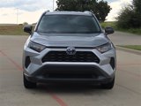 Used 2022 Toyota RAV4 LE image 2