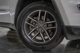 Used 2020 Jeep Grand Cherokee Limited image 3