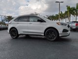 Used 2023 Ford Edge SE w/ Black Appearance Package image 2