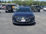 Used 2017 Chevrolet Malibu LT image 3