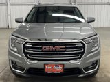 Used 2024 GMC Terrain SLT image 2