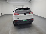 Used 2017 Jeep Cherokee Limited image 6