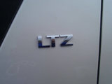 Used 2013 Chevrolet Suburban LTZ image 3