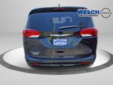 Used 2022 Chrysler Voyager LX image 4