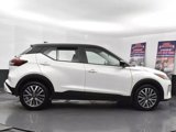 Used 2023 Nissan Kicks SV image 4
