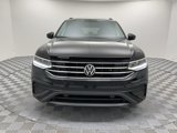 Used 2023 Volkswagen Tiguan S image 2