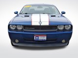 Used 2010 Dodge Challenger SE image 3