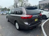 Used 2017 Toyota Sienna XLE image 2