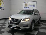 Used 2018 Nissan Rogue S image 4