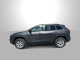 Used 2017 Jeep Cherokee Latitude image 5