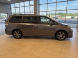 Used 2014 Toyota Sienna SE image 6