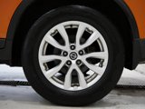 Used 2018 Nissan Rogue SV image 4