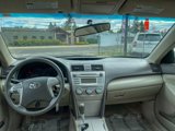 Used 2010 Toyota Camry LE image 3