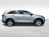 Used 2016 Kia Sorento L image 3