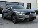 Used 2020 Volkswagen Tiguan SE w/ Panoramic Sunroof Package image 6