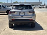 Used 2022 Jeep Compass Latitude image 4