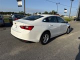 Used 2024 Chevrolet Malibu LT image 3
