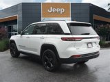 Used 2023 Jeep Grand Cherokee Limited w/ Black Appearance Package image 3